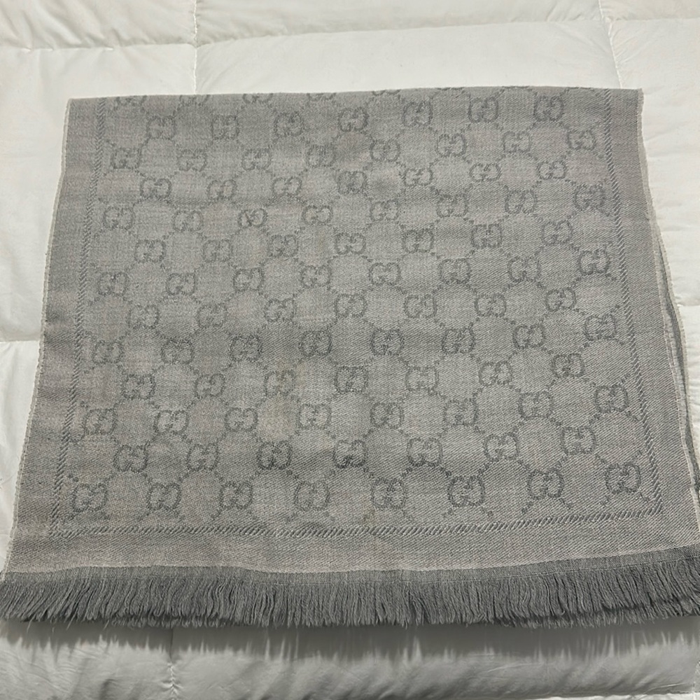 Gucci Grey Jacquard Wool GG Scarf